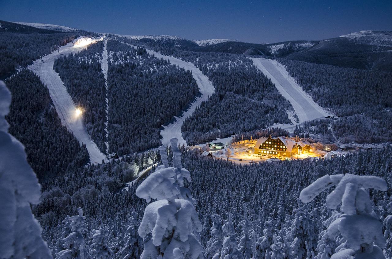 Hotel Cervenohorske Sedlo Loučná nad Desnou المظهر الخارجي الصورة